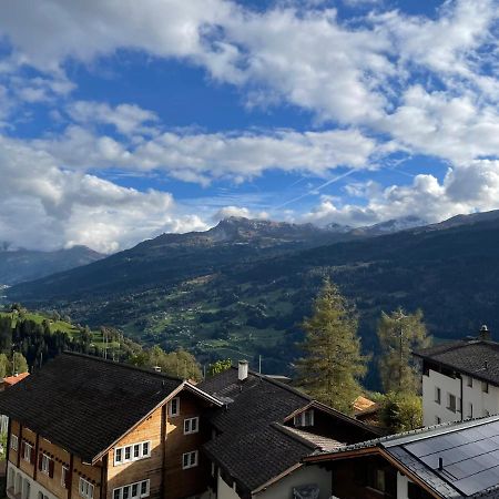 Attic In The Alps Apartamento Luzein Exterior foto